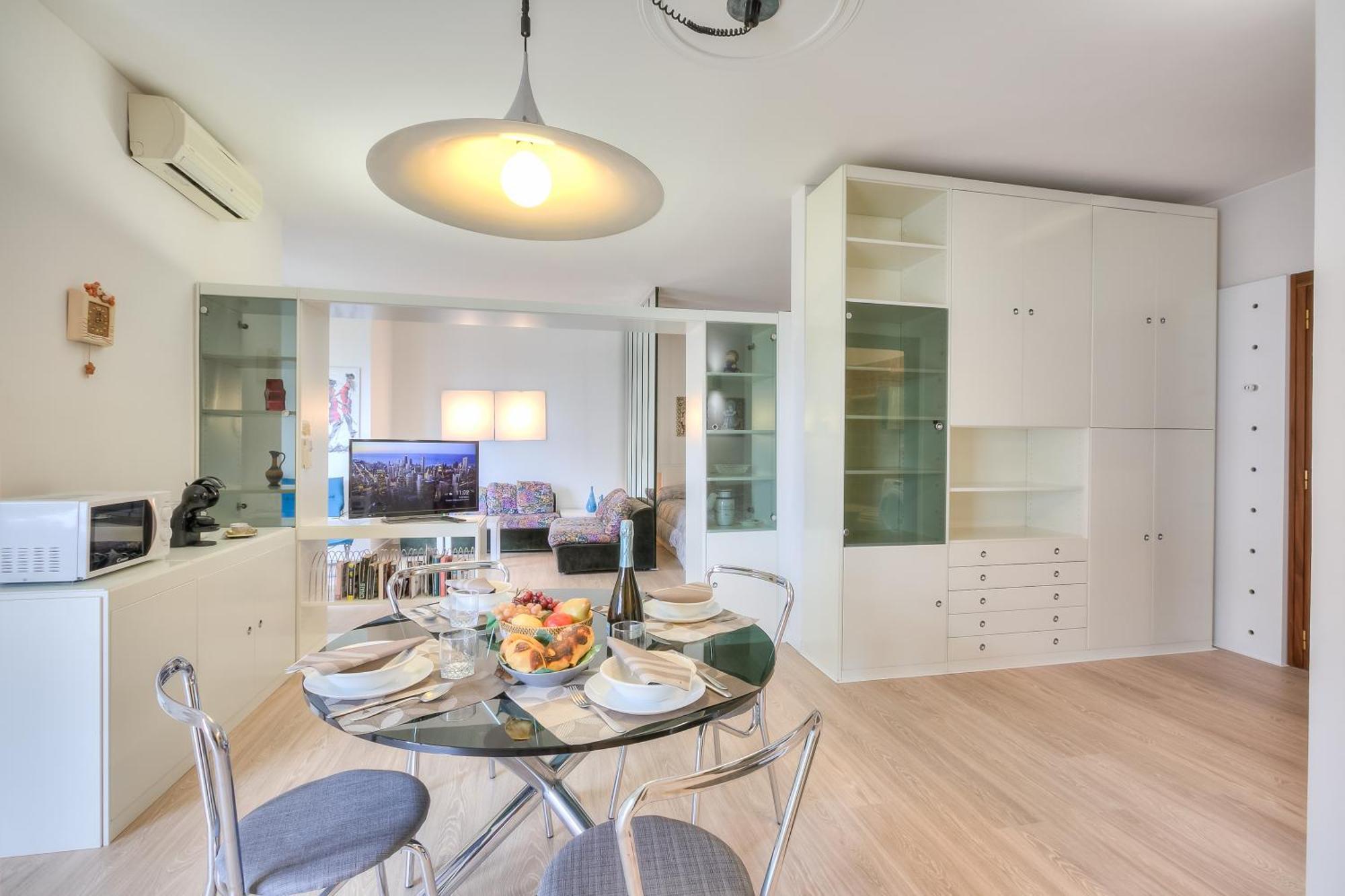 Casa Emma With Sea Glimpse - Happy Rentals Sanremo Bagian luar foto