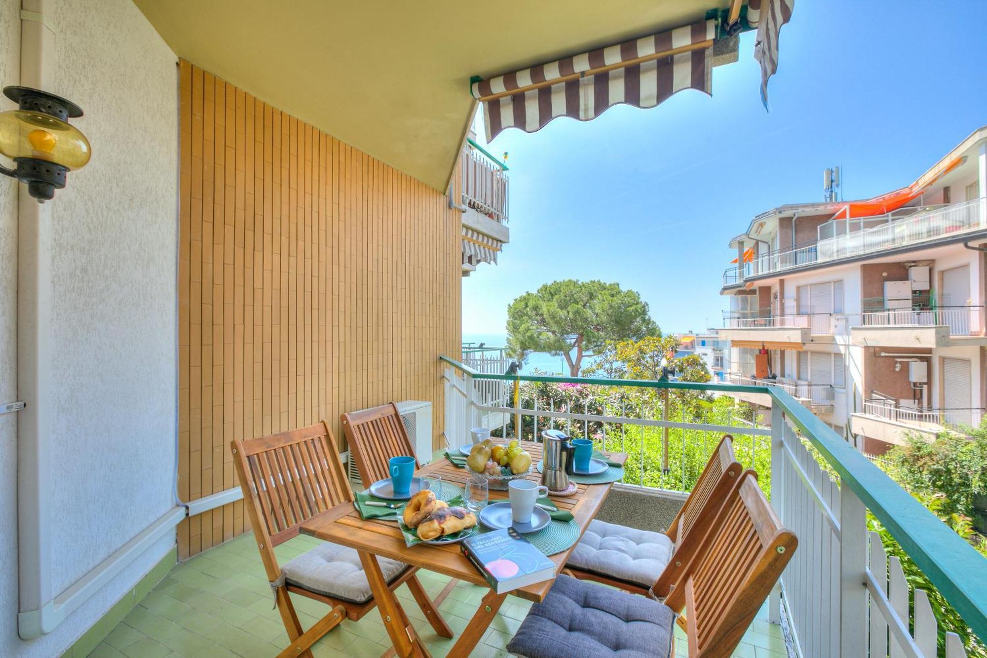 Casa Emma With Sea Glimpse - Happy Rentals Sanremo Bagian luar foto